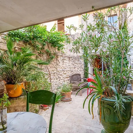 בית נופש La Maison Dans Les Remparts *
